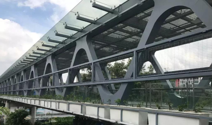 兴化论管桁架结构工程弯管加工防锈处理的方法